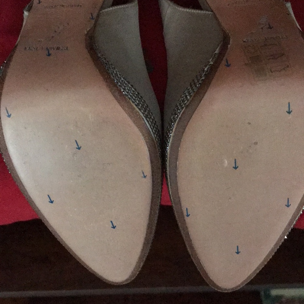 Rene Caovilla Satin Rhinestone embellished pump - Picture 5 of 13